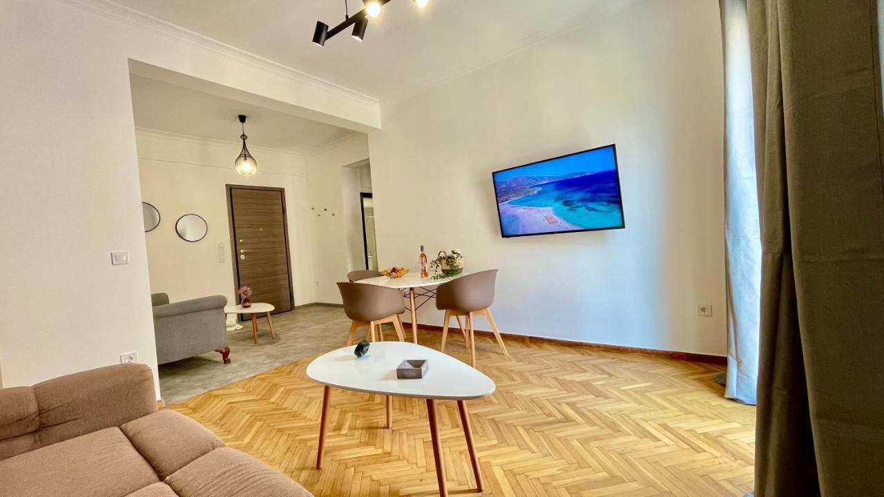 Gorgeous Renovated Apt. Close To Metro And Cultural Sites! 아테네 외부 사진